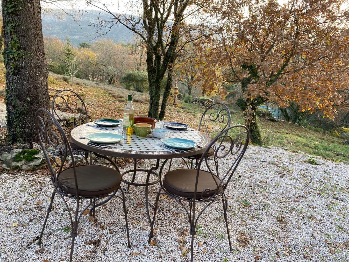 La Maison De Mado Et Sa Cabane Dans Les Arbres Plan d'Aups Ngoại thất bức ảnh